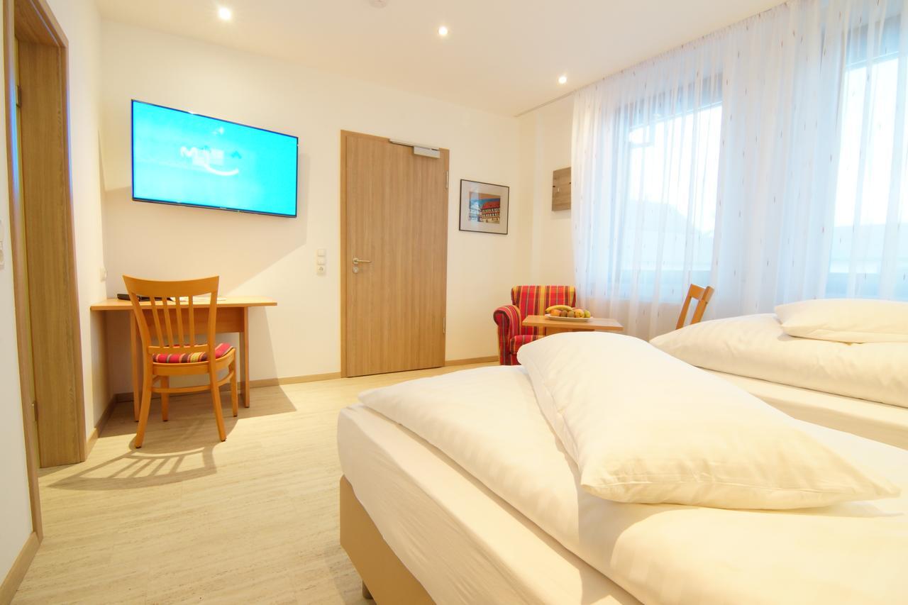 Hotel Spitzenpfeil Michelau in Oberfranken エクステリア 写真
